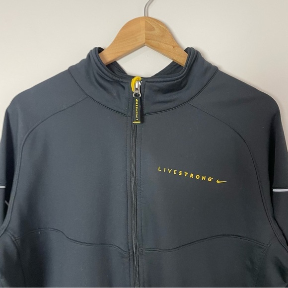 [Nike] Men's Livestrong Black Full Zip Athletic Jacket - Picture 2 of 7